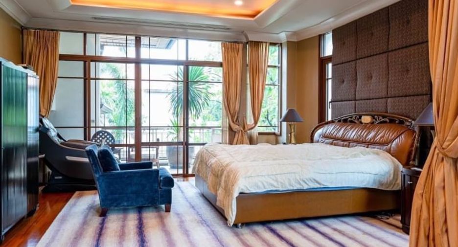 À louer 5 chambres maison à Watthana, Bangkok