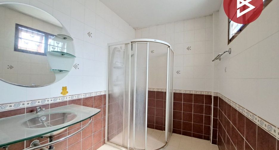 Продажа 4 спальни дом в Лат Крабанг, Бангкок