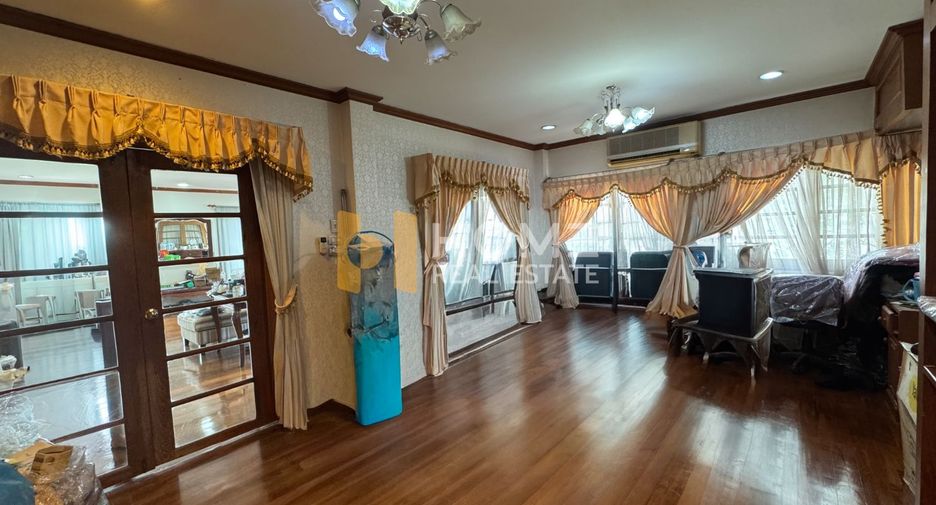 Haus zum Kauf mit 7 Zimmer in Prawet, Bangkok