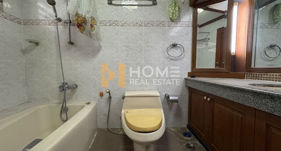 Haus zum Kauf mit 7 Zimmer in Prawet, Bangkok