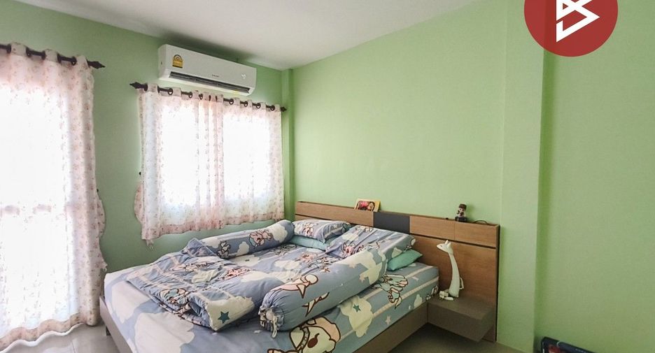 For sale 2 ベッドルーム townhouse in Mueang Chon Buri, Chonburi