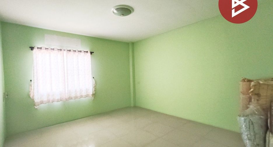 For sale 2 ベッドルーム townhouse in Mueang Chon Buri, Chonburi