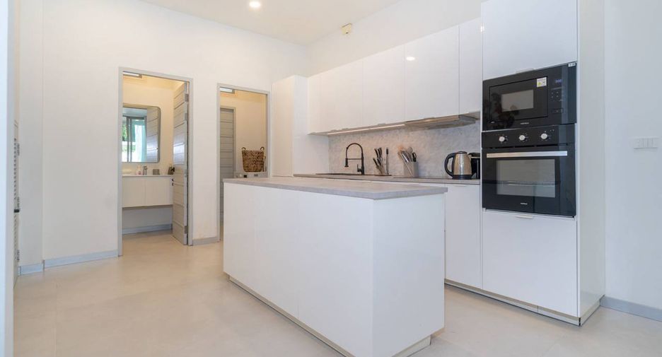 For rent and for sale 3 bedrooms villa in Thalang, Phuket