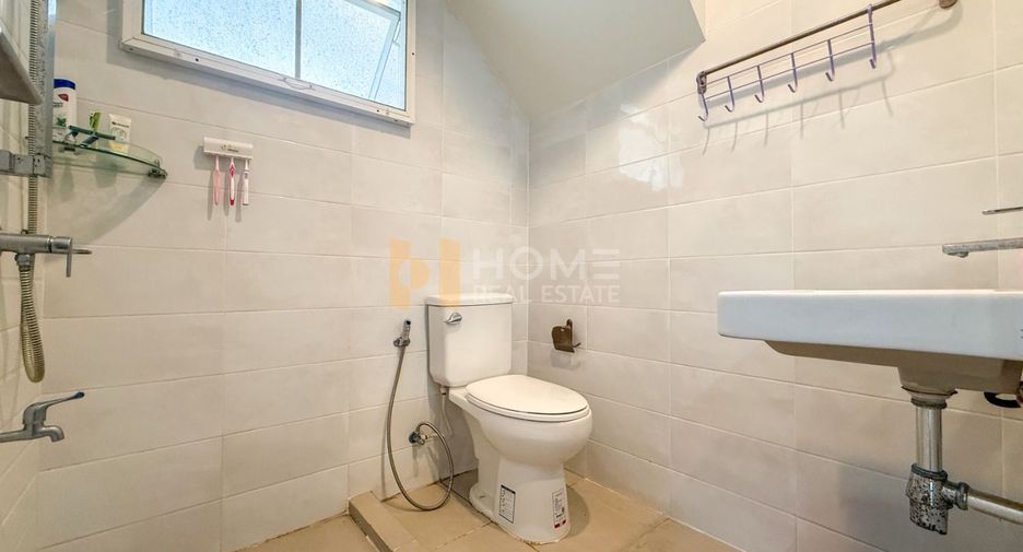 Haus zum Kauf mit 3 Zimmer in Min Buri, Bangkok