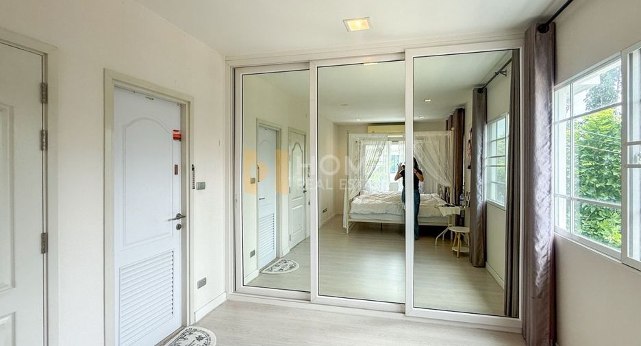 Haus zum Kauf mit 3 Zimmer in Min Buri, Bangkok