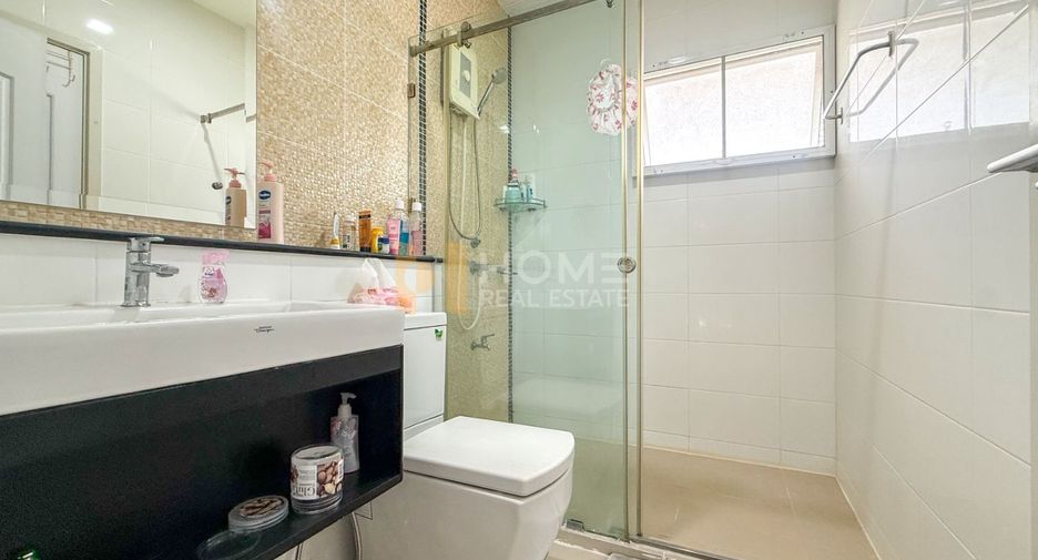 Haus zum Kauf mit 3 Zimmer in Min Buri, Bangkok
