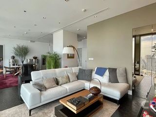 Condo en venta de 2 habitaciones en Sathon, Bangkok