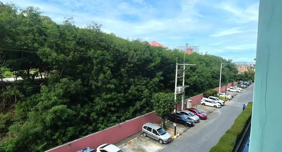 For rent 2 bedrooms condo in Bang Lamung, Chonburi