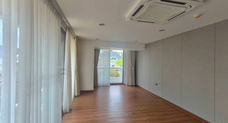 ขาย 3 ห้องนอน คอนโด ใน คลองเตย, กรุงเทพฯ