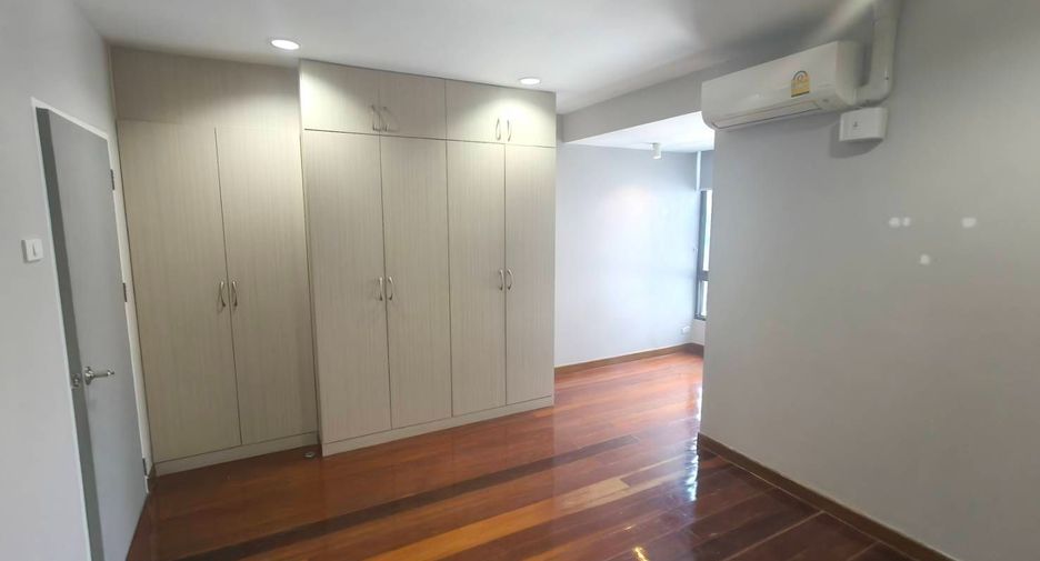 ขาย 3 ห้องนอน คอนโด ใน คลองเตย, กรุงเทพฯ