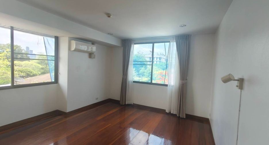 ขาย 3 ห้องนอน คอนโด ใน คลองเตย, กรุงเทพฯ
