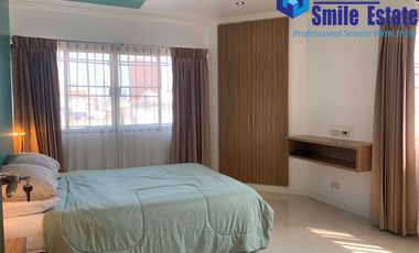For rent 2 bedrooms condo in Huai Khwang, Bangkok