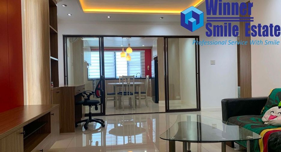 For rent 2 bedrooms condo in Huai Khwang, Bangkok