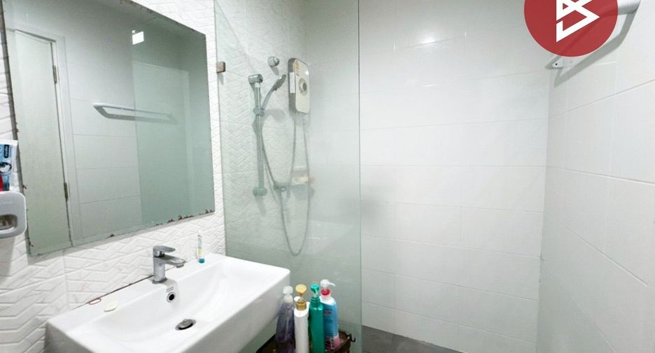 Продажа 4 спальни таунхаус в Банг Кхае, Бангкок