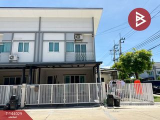 For sale 4 bedrooms townhouse in Bang Khae, Bangkok