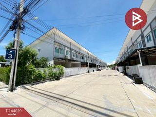 For sale 4 bedrooms townhouse in Bang Khae, Bangkok