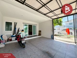For sale 4 bedrooms townhouse in Bang Khae, Bangkok