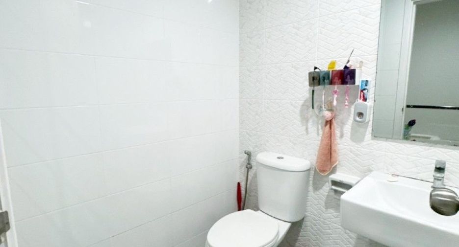 Продажа 4 спальни таунхаус в Банг Кхае, Бангкок