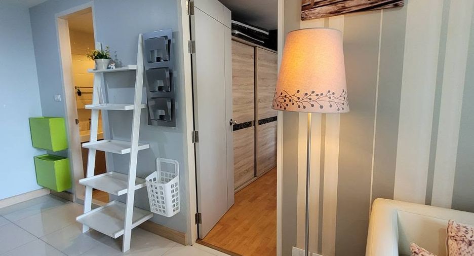 For rent 1 bed condo in Phra Khanong, Bangkok