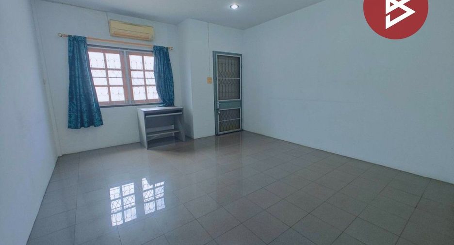 Reihenhaus zum Kauf mit 3 Zimmer in Thung Khru, Bangkok