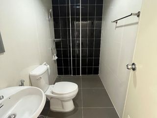 Gewerbefläche zum Kauf mit 3 Zimmer in Bang Phli, Samut Prakan