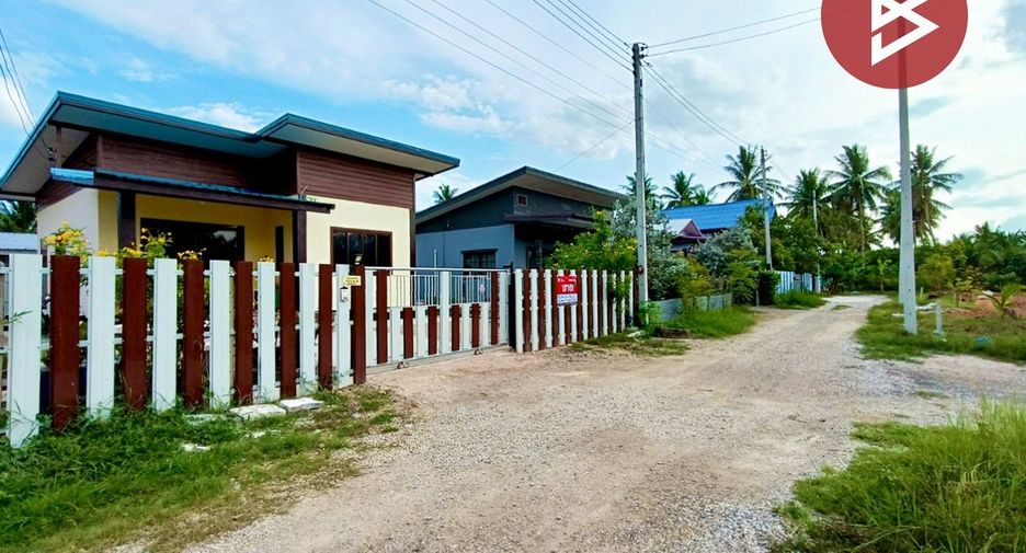 For sale 3 bedrooms house in Mueang Samut Songkhram, Samut Songkhram
