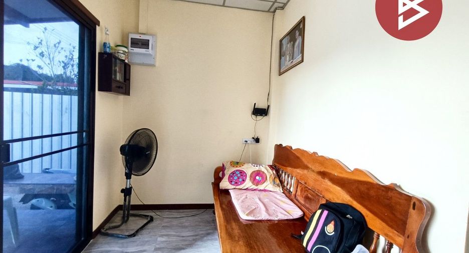 For sale 3 bedrooms house in Mueang Samut Songkhram, Samut Songkhram