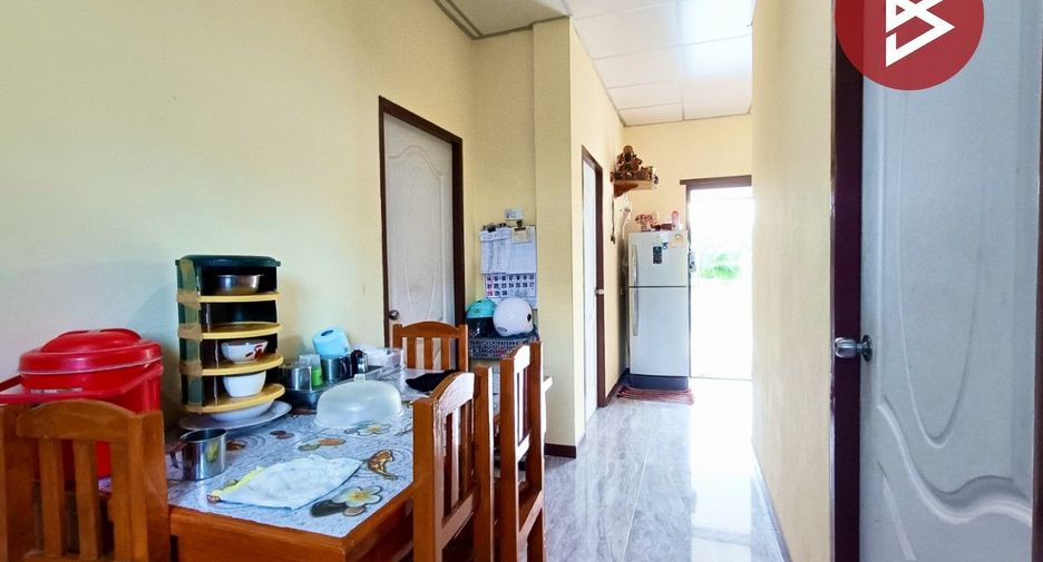 For sale 3 bedrooms house in Mueang Samut Songkhram, Samut Songkhram