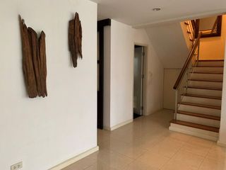 出租 3 卧室 公寓 在 Watthana, 曼谷