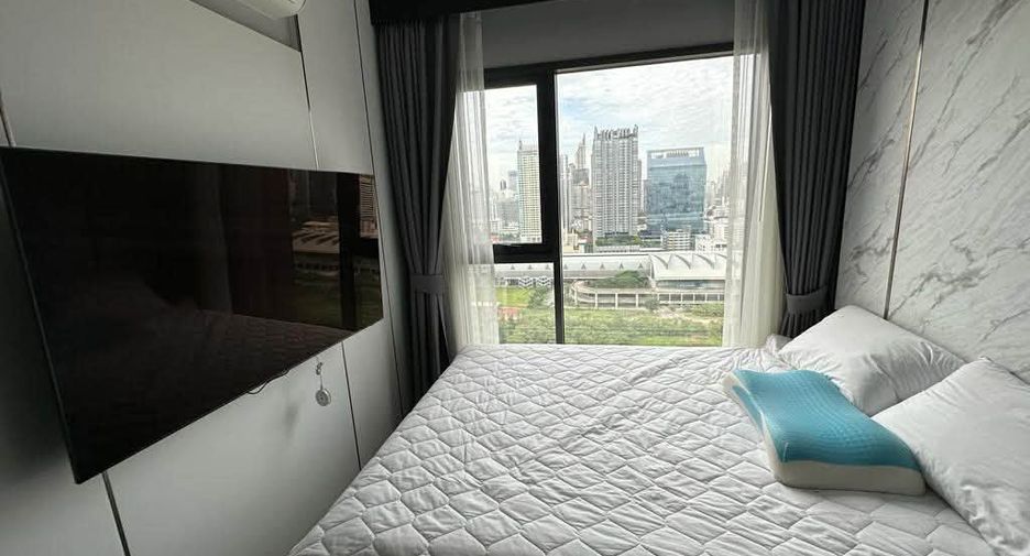 For sale 2 bedrooms condo in Huai Khwang, Bangkok