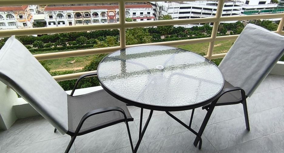 For sale studio condo in Pratumnak, Pattaya