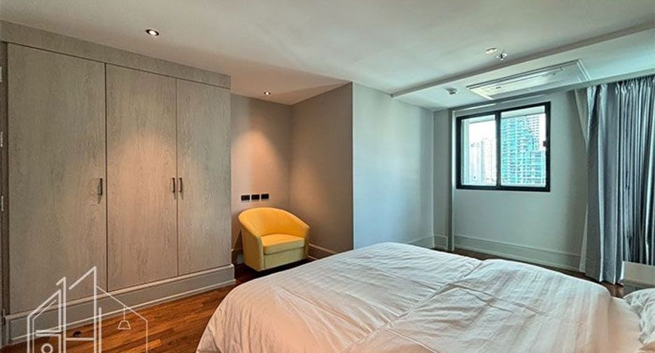 Condo en alquiler de 3 habitaciones en Watthana, Bangkok