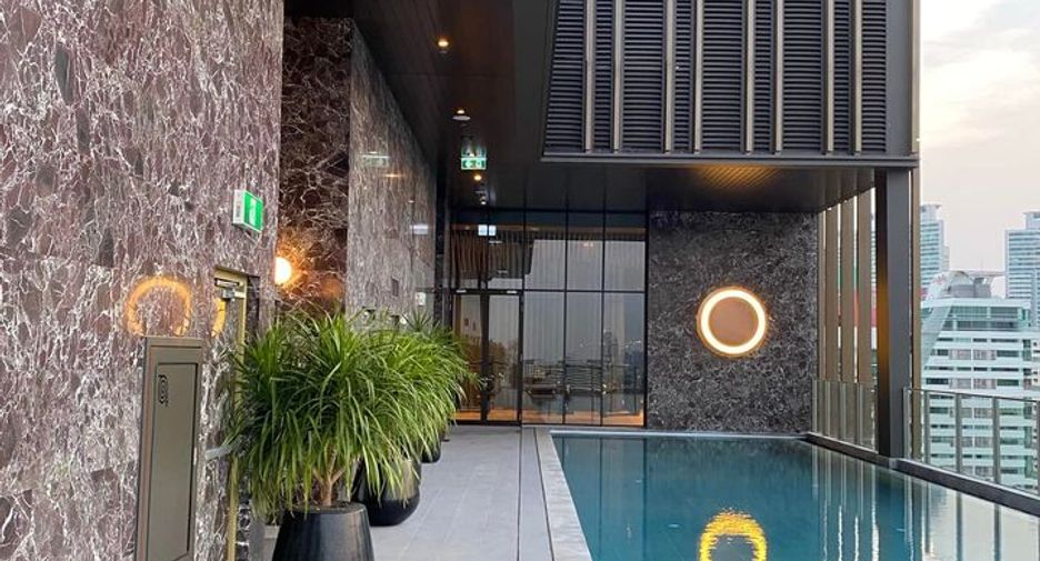 For rent 1 bed condo in Watthana, Bangkok