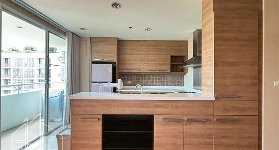 For rent 2 ベッドルーム condo in Watthana, Bangkok