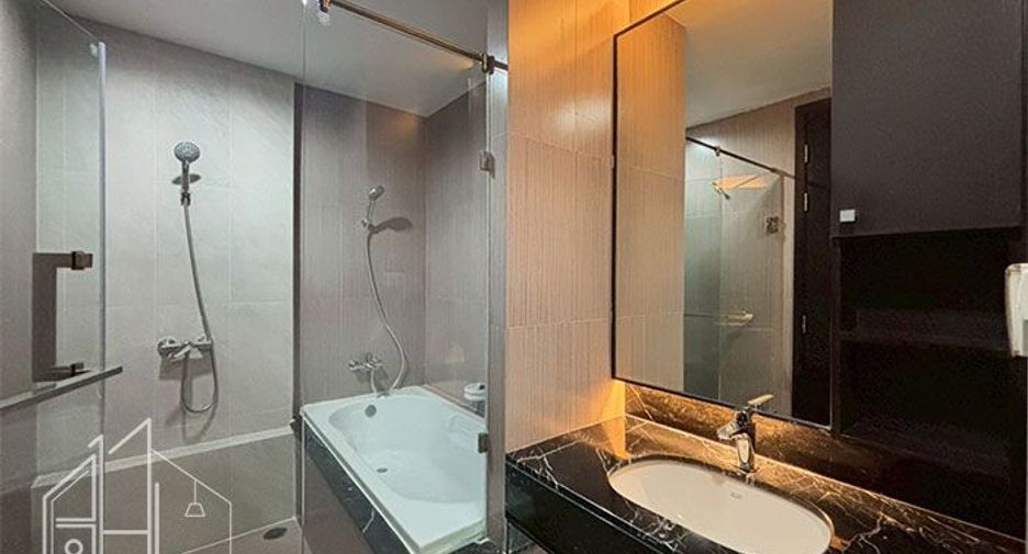 For rent 2 ベッドルーム condo in Watthana, Bangkok