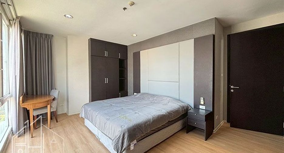 For rent 2 ベッドルーム condo in Watthana, Bangkok