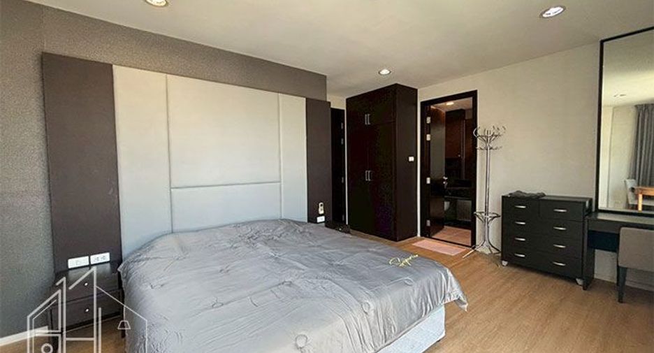 For rent 2 ベッドルーム condo in Watthana, Bangkok