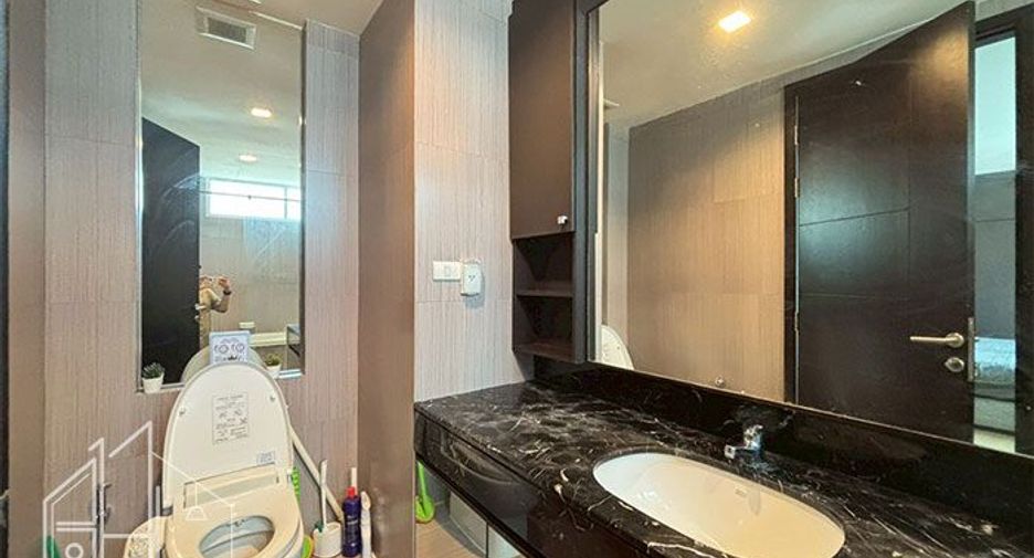 For rent 2 ベッドルーム condo in Watthana, Bangkok