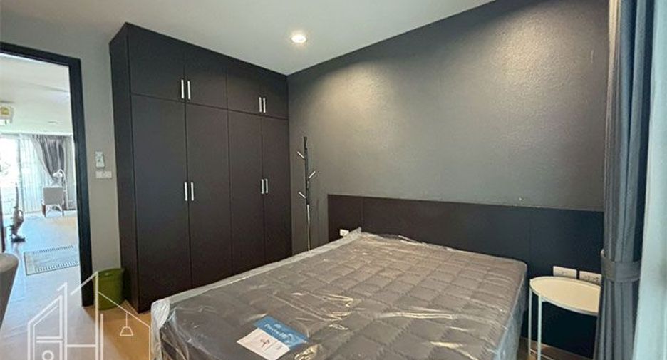 For rent 2 ベッドルーム condo in Watthana, Bangkok