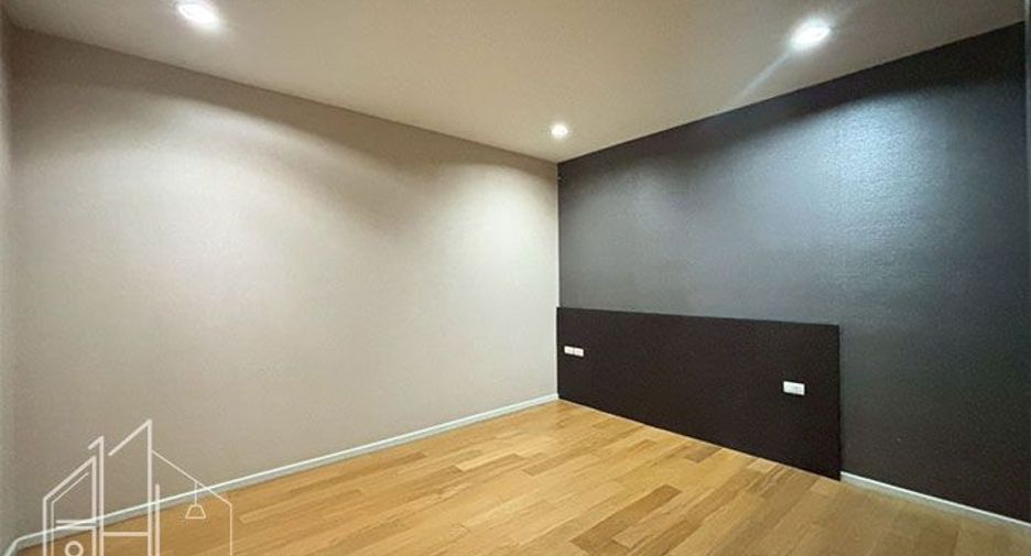 For rent 2 ベッドルーム condo in Watthana, Bangkok