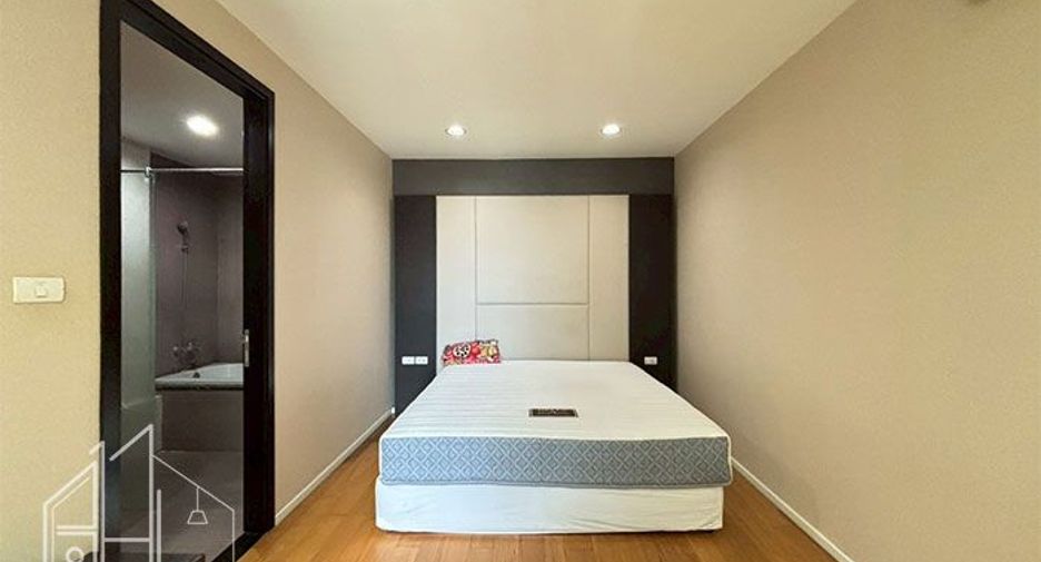 For rent 2 ベッドルーム condo in Watthana, Bangkok
