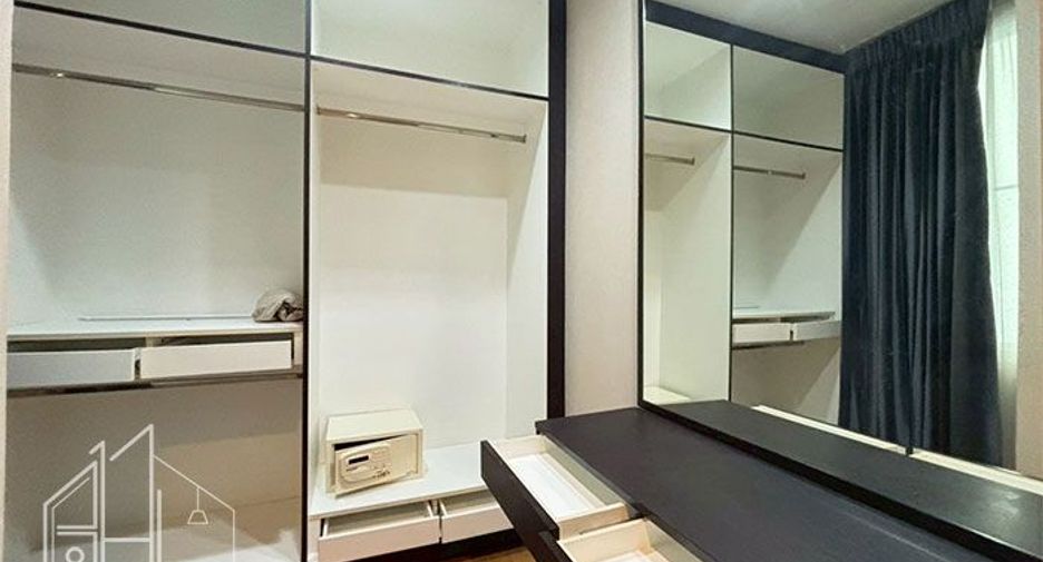 For rent 2 ベッドルーム condo in Watthana, Bangkok
