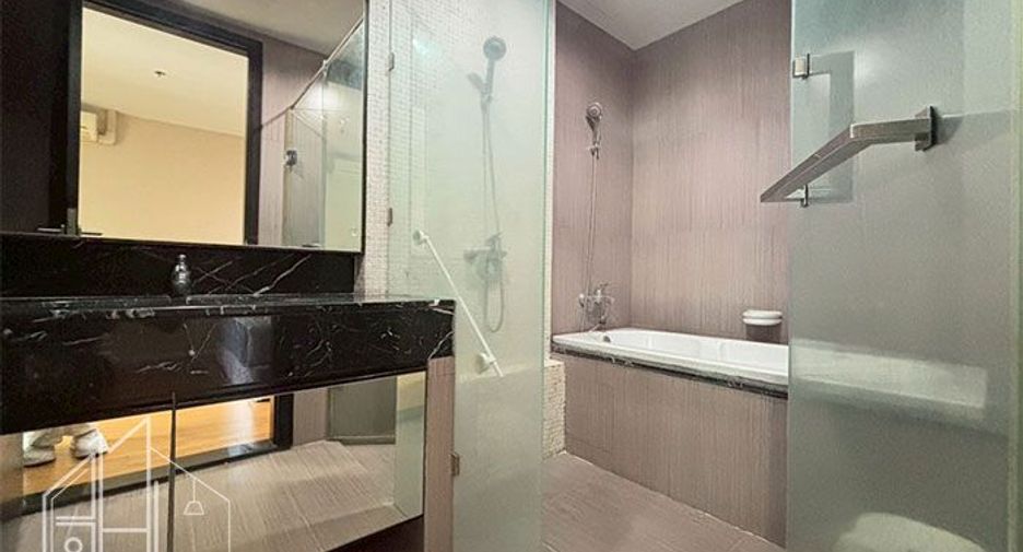 For rent 2 ベッドルーム condo in Watthana, Bangkok