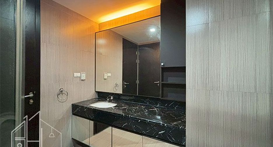 For rent 2 ベッドルーム condo in Watthana, Bangkok