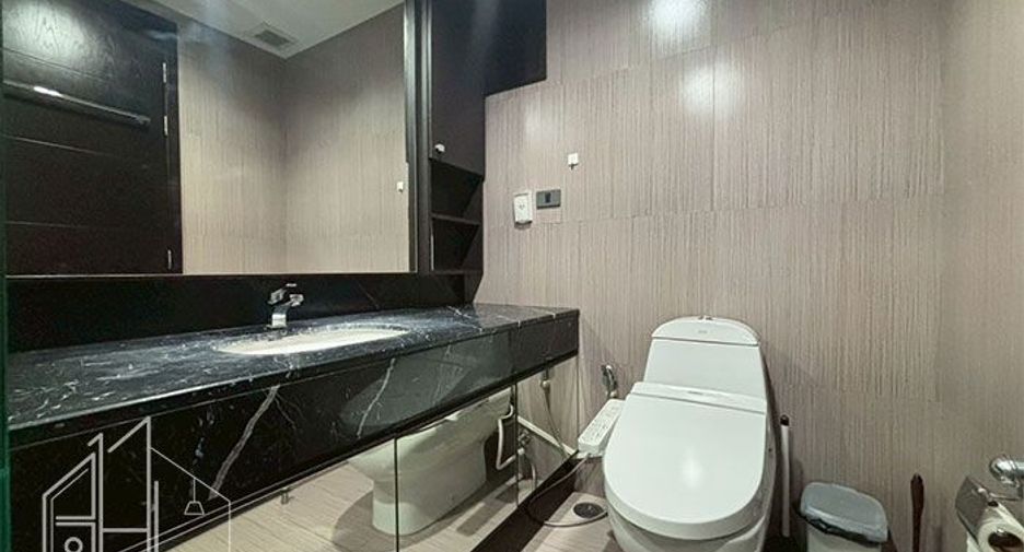 For rent 2 ベッドルーム condo in Watthana, Bangkok