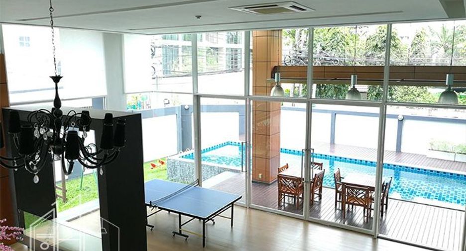 For rent 2 ベッドルーム condo in Watthana, Bangkok