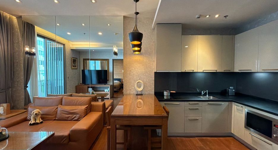 For rent 1 bed condo in Watthana, Bangkok