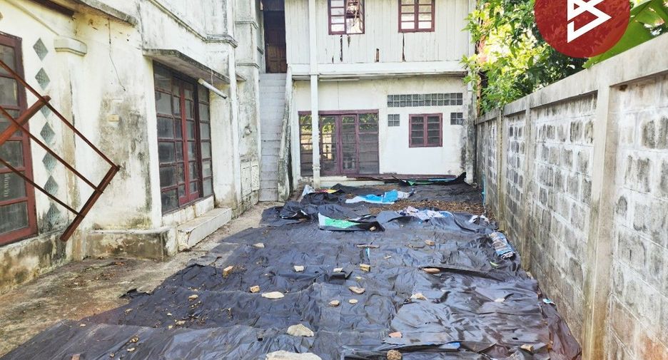 For sale 3 bedrooms house in Bang Khae, Bangkok