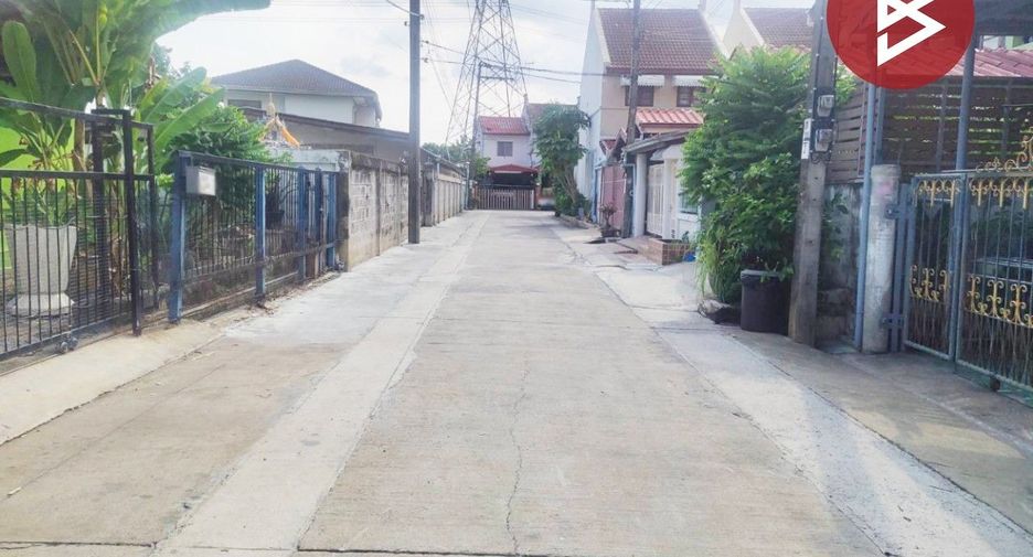 For sale 3 bedrooms house in Bang Khae, Bangkok