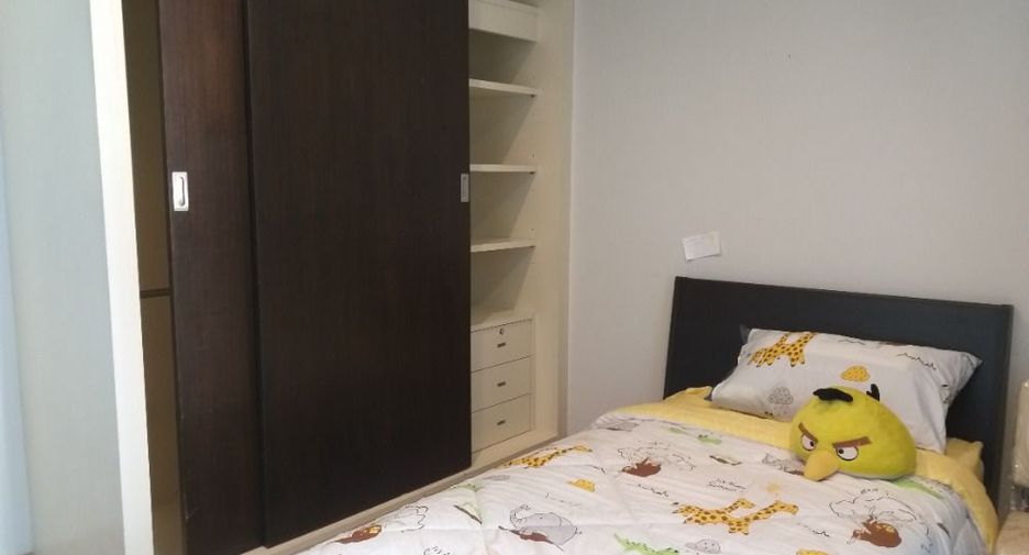 For rent 2 bedrooms condo in Watthana, Bangkok
